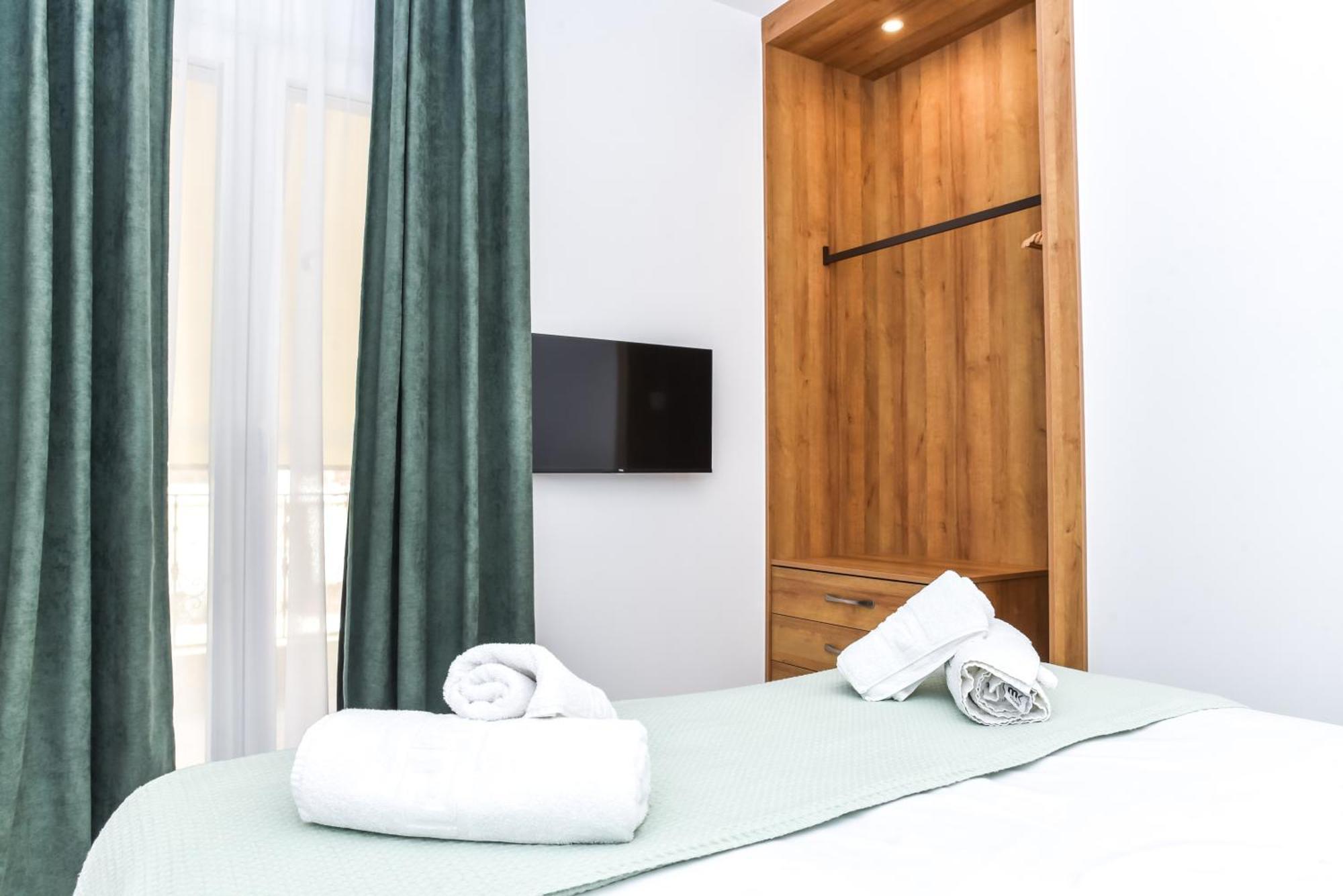 La Perla Apartments Καλαμάτα Εξωτερικό φωτογραφία