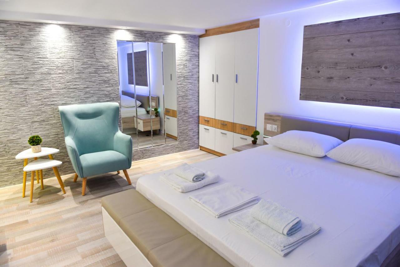 La Perla Apartments Καλαμάτα Εξωτερικό φωτογραφία